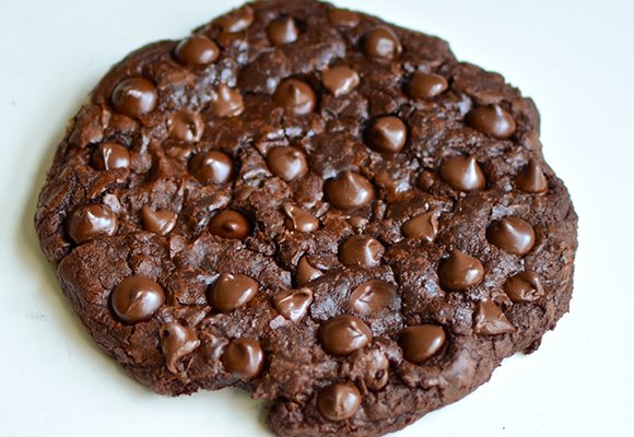 Gigantic Double Chocolate Chip Cookie